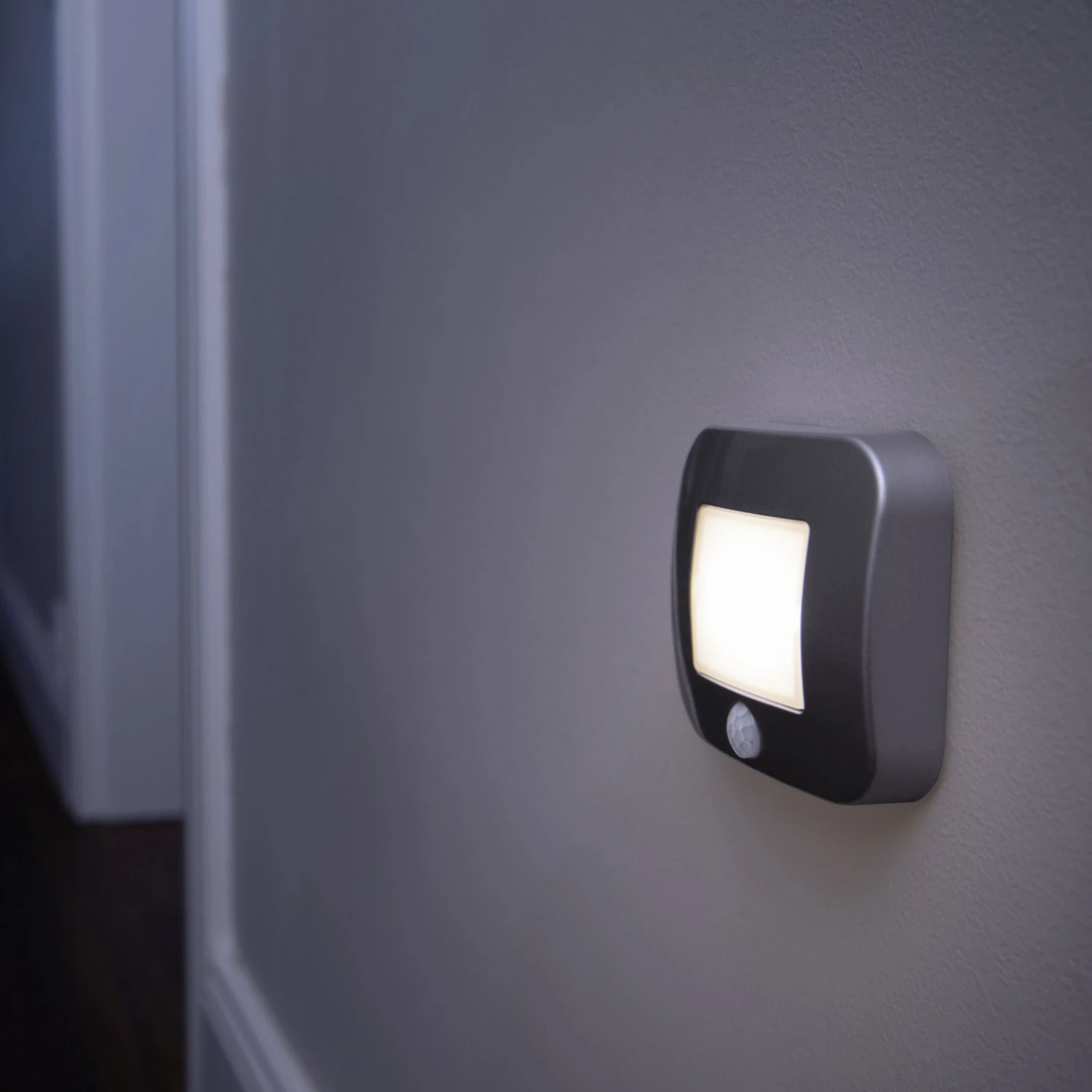 LEDVANCE Nightlux Hall Nachtlicht Mit Sensor Weiß 4 LEDVANCE Nightlux Hall Nachtlicht Mit Sensor Weiß – Bild 2