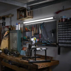 LEDVANCE Batten LED-Unterschranklampe 30cm 4.000K -LEDVANCE Store 6106111 2