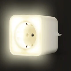 LEDVANCE SMART+ WiFi Nightlight Plug EU -LEDVANCE Store 6106510 2